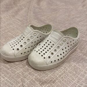 Native Kids' White Water Shoes